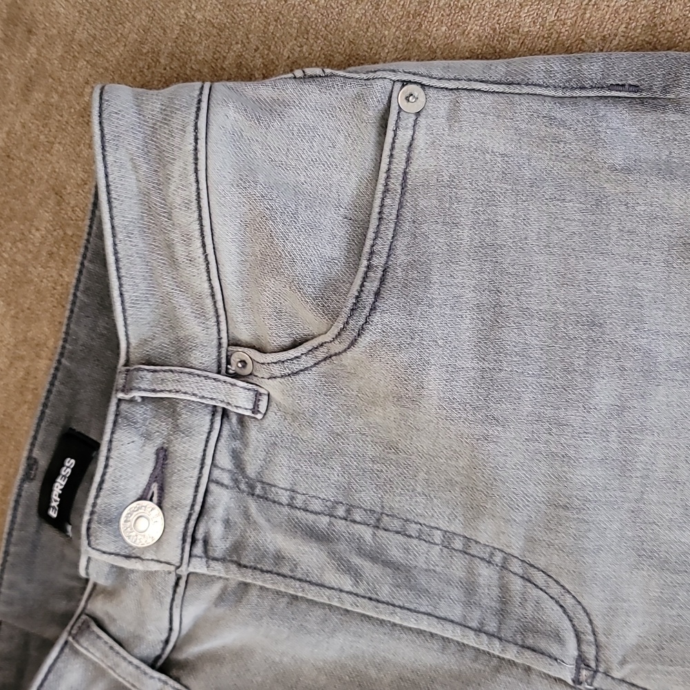 Express Curvy Skinny High Rise Jeans - Picture 3 of 15